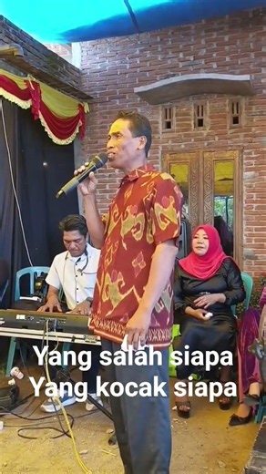 lucu ketika bapak bapak saat nyanyi