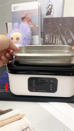 👩‍💼 Short lunch break and waiting for the microwave? Too annoying! With this Automatic Heating Lunch Box 👉 plug it in and enjoy a hot meal instantly! ✅ Wireless | 8000mAh battery | One-touch timer | Heat anytime, anywhere!#LunchTime #HeatingLunchBox #LifeHacks #FoodLovers #Trending