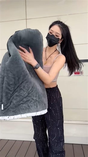 new Shop Knitted Sweater, Autumn and Winter Color Block Long Sleeve Tassel