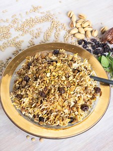 Lentil and Date Rice | Adas Polo