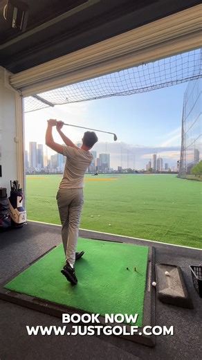 Golf but indoors or the best golf spot in London! 🏌️‍♂️⛳️ #golfer #golf #thingstodo #london