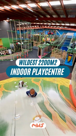 Siri | Kid-friendly Melbourne Hotspots on Instagram: "Find Melbourne’s wildest indoor adventure HERE ↓ 🦁✨ Welcome to @superzuplay in Dingley Village. This place is 2270m² of non-stop fun for kids 0–12, all inside a fully themed zoo world. There’s a climbing volcano, a giant tubby slide you zoom down on inflatable tubes, a creepy crawler spider web tower, trampolines, ride-on safari cars, ball cannons, an indoor cave climb, and a MASSIVE play structure with over a kilometre of tunnels, tubes and