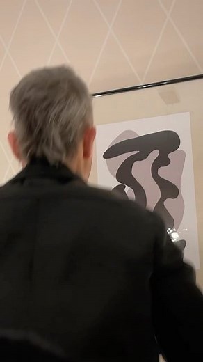 Robbie Williams on Instagram: "I stayed at a lovely hotel in Hamburg, I left something on the wall"