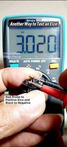 753K views · 7.4K reactions | Tips on Unique and Different Ways to Test Elco Capacitors #test #capacitor #elco #spareparts #tips #unique #creative #goodidea #electronics #repair #service #review | Herman Suhaemi | Facebook