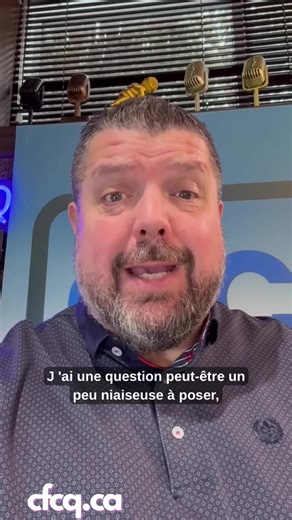 « J’ai une petite question… » « Ça peut paraître ridicule, mais… » « Désolé si ce n’est pas clair… » J’observe souvent des gens qui commencent leurs interventions en s’excusant presque d’exister dans l’échange. Avant même de parler, le message est déjà envoyé. Et ce message-là, ce n’est pas de la politesse. C’est une dévalorisation de ce qu’on s’apprête à dire. Dans cette vidéo, je parle de ce réflexe très répandu et de ce que ça communique inconsciemment à l’autre. Pour communiquer avec confian