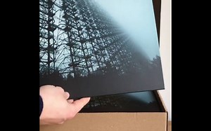 Physical copies of Alien Worlds EP finally arrived at the Dystopian office. It took a bit more time than expected, but the result seems to be worth waiting for. All orders will be shipped tomorrow, thanks for anticipation! | Woo York