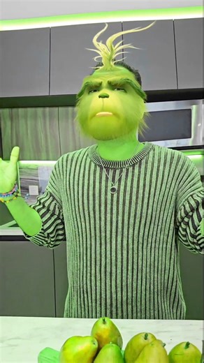 Ponche de peras ideal para mood: posadas 🍐❄️ Ingredientes: 1 lt Agua. 1 pza Piloncillo. 1 tza Flores de Jamaica. ½ tza Concentrado de tamarindo. 1 pza Canela. 1 pza Anís estrella. 1 pza Pera Bosc, en medias lunas. 1 pza Pera D´anjou, en medias lunas. 2 pzas Caña de azúcar, en bastones. Peras USA #perasUSA | Mariano Sandoval