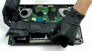 Inside ASUS ZenBook Flip 15 UX562 - disassembly and upgrade options