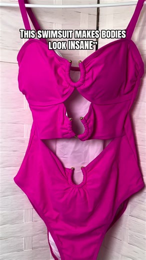 This one-piece swimsuit is EVERYTHING 😍 Super flattering, snatched fit, and the cutout detail makes it look expensive. Perfect for vacations, pool days, beach trips, and cruises. If you want a swimsuit that hugs your curves and gives that confident look, this is it. ✨ True to size ✨ Stretchy comfy ✨ Tummy flattering ✨ Vacation must-have #swimsuit #vacationoutfits #swimwear