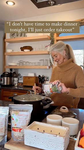 SoupaPOTamus soup makes meal time soup-er easy and delicious. ♥️✨ You don’t need any extra ingredients to make our soups. All you do is boil water, pour in the bag, stir, and voila, you have a hot, nutritious meal ready to serve in 20 minutes or less. 🍲 SoupaPOTamus was created with the busy parent, college student, on the go business person, travel enthusiast, health conscious person and everyone in between in mind! 🫶 You can shop all our soups online (link in bio) or in person at: @finger_la