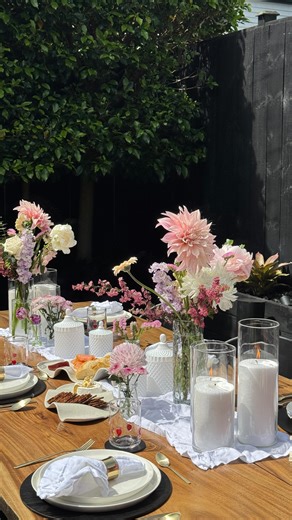 First it was the vase of flowers so we had to remove the table cloth and reset the whole table and then it was the candle all before we had finished getting the shots … reality of shooting content on a deadline in the wind 🫠🤦🏼‍♀️😢💨 | MILA MAE & CO