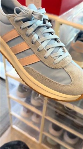 Adidas Run 70s #adidas #adidasrun70s #shoebacca