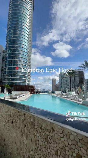Luxury Miami Hotel with Water View | Kimpton Epic Hotel Review