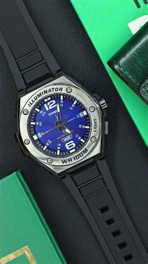 This Casio Looks Way More Expensive Than It Is: Showcase Series by YWC