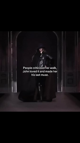 Karlie Kloss: A Runway Icon for Dior F/W 2011