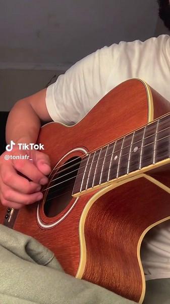 Tutorial Intro Gitar Keren - Payung Teduh