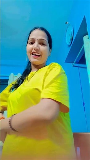 woh pyar pyar pyar pyar pyar pyar pyar#viralvideo #youtubeshorts #trending #bollywood #aapkisaroj