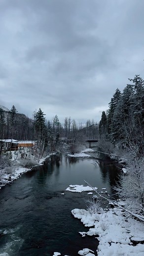 3K views · 80 reactions | Blue River ❄️❄️⛄️ #Oregon #snowday #wintervibes | McKenzie River Drone Photography | Facebook