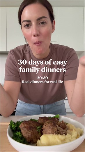 Easy Family Dinner: Juicy Beef Rissoles Recipe