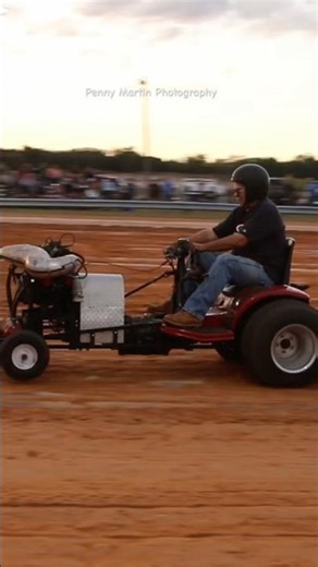 Snowmobile Engine on Fl Pull Tractor #offroad #pull #weight #offroad #competition