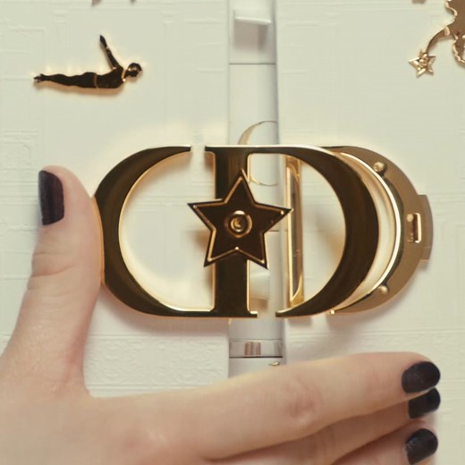 A NEW DIOR SURPRISE EVERY DAY Celebrate this holiday season with the timelessly iconic Dior 30 Montaigne Advent Calendar, a limited-edition that embodies the magic of the House. Discover 24 of the House's emblematic creations as you count down to the big night. #diorholiday Exclusively online. Dior Members enjoy complimentary next day delivery on all orders. | Dior