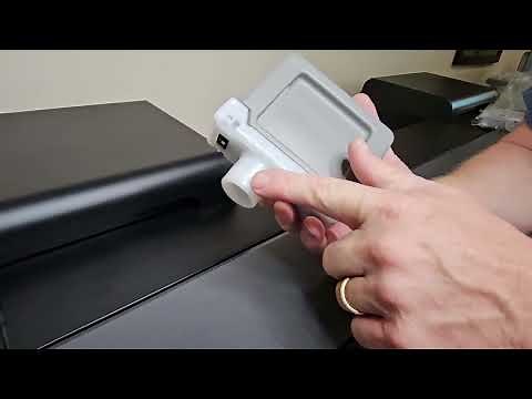loading ink cartridge in Canon Pro Series 2000,2100,4000,4100, 6000, 6100 and GP series printer.