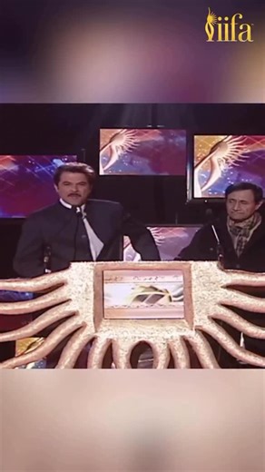 Remembering Dev Anand ji, evergreen and unforgettable. Throwback to him receiving the IIFA Outstanding Achievement in Indian Cinema award. #IIFA #Bollywood #DevAnandji [IIFA, Bollywood, IIFA Award, Dev Anand ji, Bollywood Legend, viral] | IIFA Awards