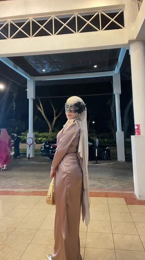 Elegant Masquerade Fashion Night Outfit Ideas