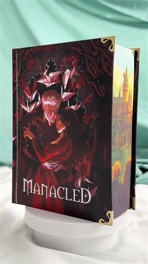 Some collections look finished. Until the right piece finally appears. Manacled Sprayed Edges isn’t just an upgrade — it’s the edition that makes the shelf feel complete, the kind collectors wait for because once it’s there, nothing else feels missing. #manacled #darkromance #specialeditionbooks #hardcover #booktok