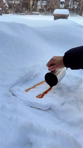Nolina on Instagram: "One Ingredient Maple Taffy Candy 🍬 All this snow called for getting outside with the kids and making something sweet. This is the good stuff. Save for a snow day 🥶 How to make it: Pack a tray tightly with clean snow and leave it outside so it stays really cold. Press it down well — the firmer and colder the snow, the better the taffy sets. Next, heat pure maple syrup in a pot (it can boil over so use a large one) to the soft-ball stage, about 240–245°F. Carefully pour the