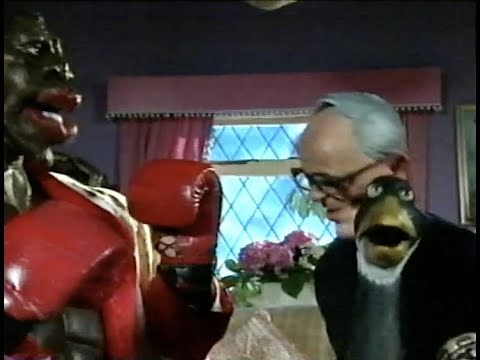 Frank Bruno faces his most fearsome opponent yet | Spitting Image 1993