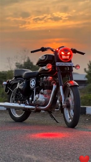 Splendor💪 vs Bullet🦅: कौन है असली बाप? 🔥 #shorts #shortvideo #trending #splendor #bullet350