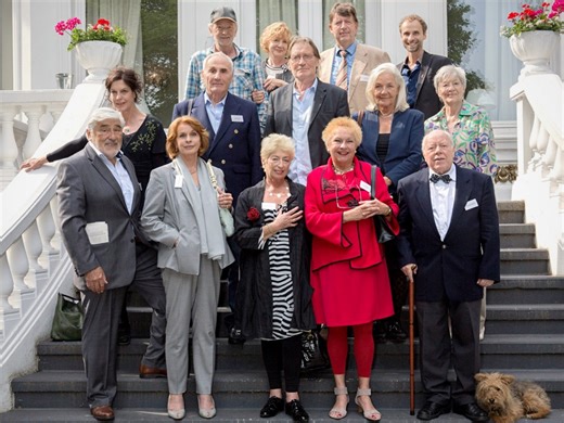 Altersglühen: Speed Dating für Senioren - Apple TV