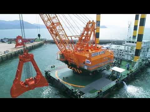 ハイブリッド・グラブ式浚渫船 青龍 ： 家島建設