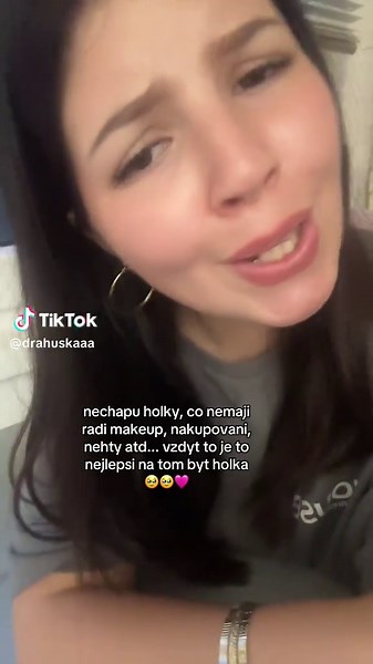 Cultivating a Good Makeup Day: Tips for Fresh Looks