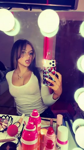 Just a lil #aliceinswagland