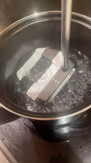 Luke Hanlon on Instagram: "This might look a bit strange but this is how to remove the insert off an odyssey putter 🤣 . Follow if you want to see the full process and see it be turned into the Rickie fowler spec 😏 . . . . . . #golf #rickiefowler #putter #putterporn #golfputt #golfputting #golfputter #golfputters #putting #putterfitting #jailbird #odyssey #customputter #lukehanlon #lukehanlongolf #golfaddict #golfball #golfcoach #golfdrills #golfer #golflife #golfpractice #golfpros #golfstagram