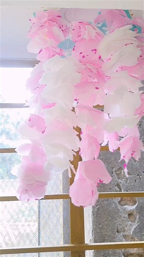 How to make wisteria flowers with tissue paper #diy #craft