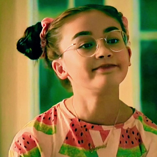 I love XO Kitty, but I also miss Kitty's playful side.🎀✨#fyp #xokitty #xokittyseason3 #kitty #toalltheboysivelovedbefore