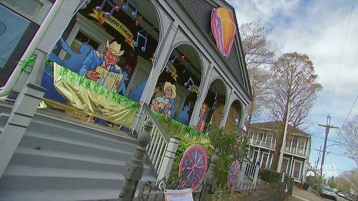 New Orleans keeps Mardi Gras tradition going with house floats
