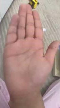 Because I’m zooming into my hand when the phone is zoomed