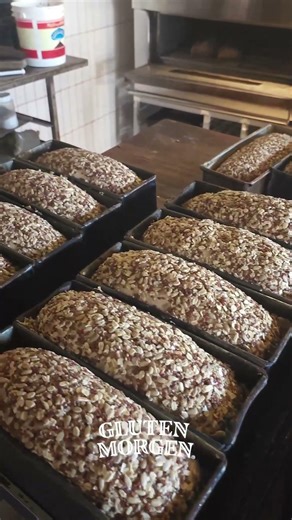 whole wheat sandwich bread with seeds