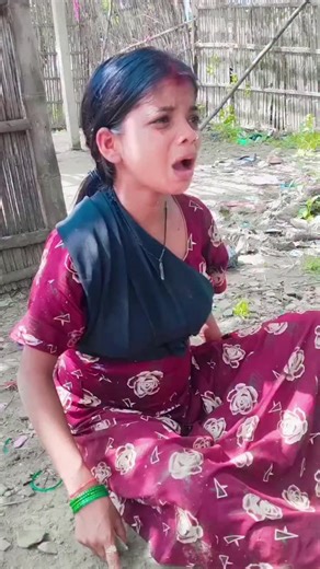 ⚡ sumit vlogs ⚡ on Instagram: "Fuuny reel in girl #comedy #reelvideo #vlog"