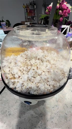 DASH Popcorn Maker with Amish Country Corn Review