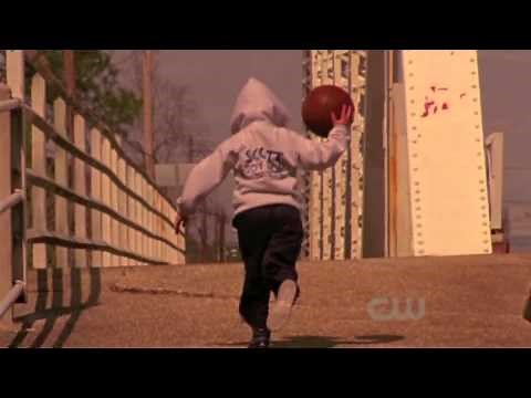 One Tree Hill - 8x22 - Jamie, last scene