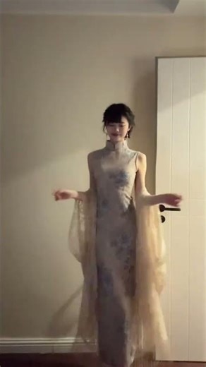 Flawless Fit & Figure-Hugging Fashion: Must-See Tight Outfit