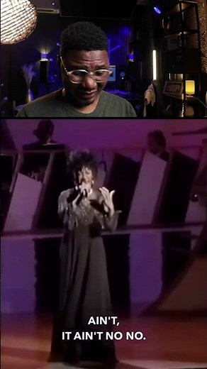The Queen of Soul’s priceless reaction caught on camera 📸🔥 #arethafranklin #icon #shorts