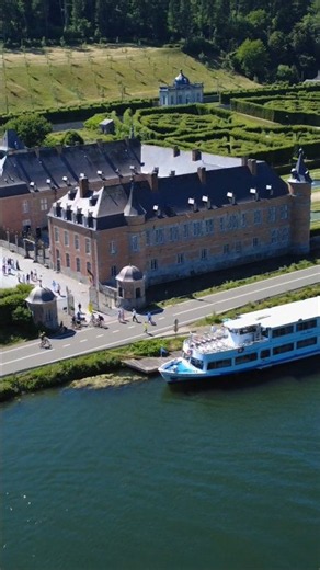 Château de Freÿr — A Journey Along the Meuse to Belgium's Historic Castle 🚢🏰🇧🇪