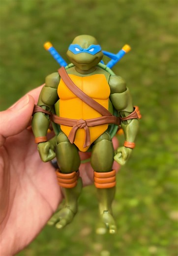 Explore TMNT Action Figures: Leonardo and More