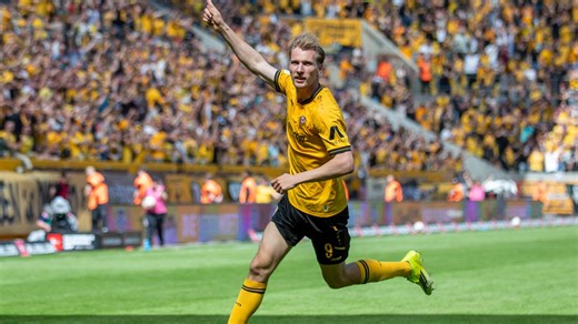 Dynamo Dresden gewinnt in der 2. Bundesliga gegen den 1. FC Kaiserslautern
